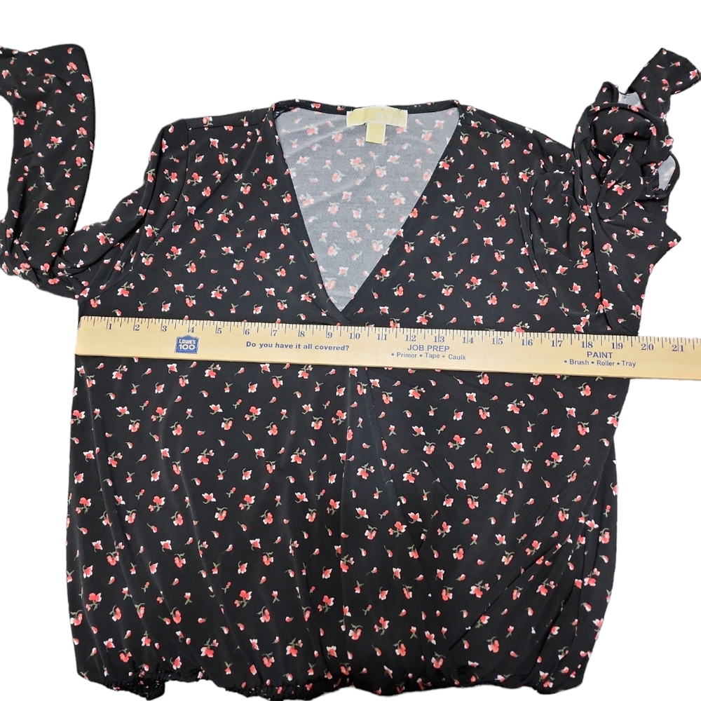 Michael Kors floral top - Picture 6 of 6
